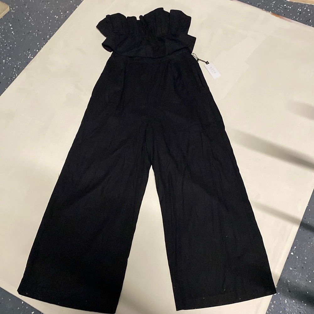 ASTR the label BLACK Ruffle Bodice Tie Back Strapless Cotton & Linen Jumpsuit  M